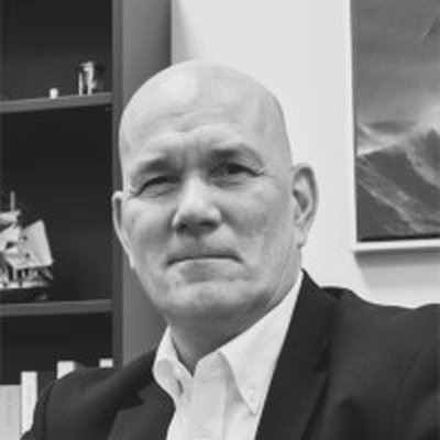 Scott J. Medeiros